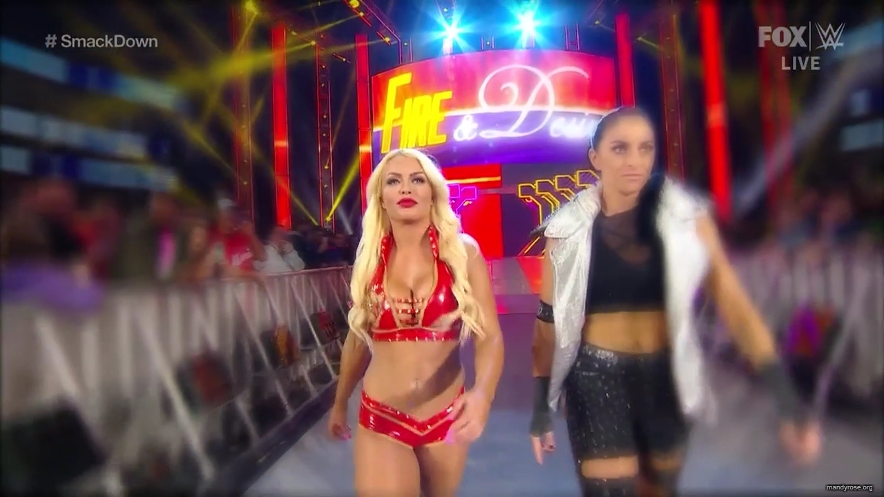 WWE_Friday_Night_SmackDown_2020_01_24_720p_HDTV_x264-NWCHD_mp40436.jpg