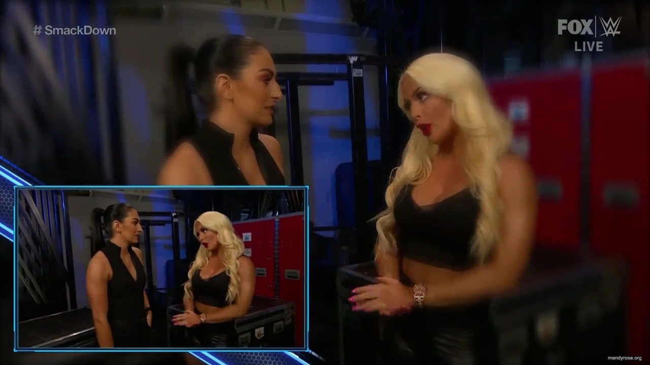 WWE_Friday_Night_SmackDown_2020_01_24_720p_HDTV_x264-NWCHD_mp40443.jpg