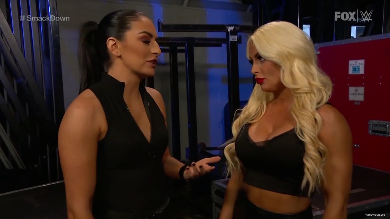 WWE_Friday_Night_SmackDown_2020_01_24_720p_HDTV_x264-NWCHD_mp40447.jpg