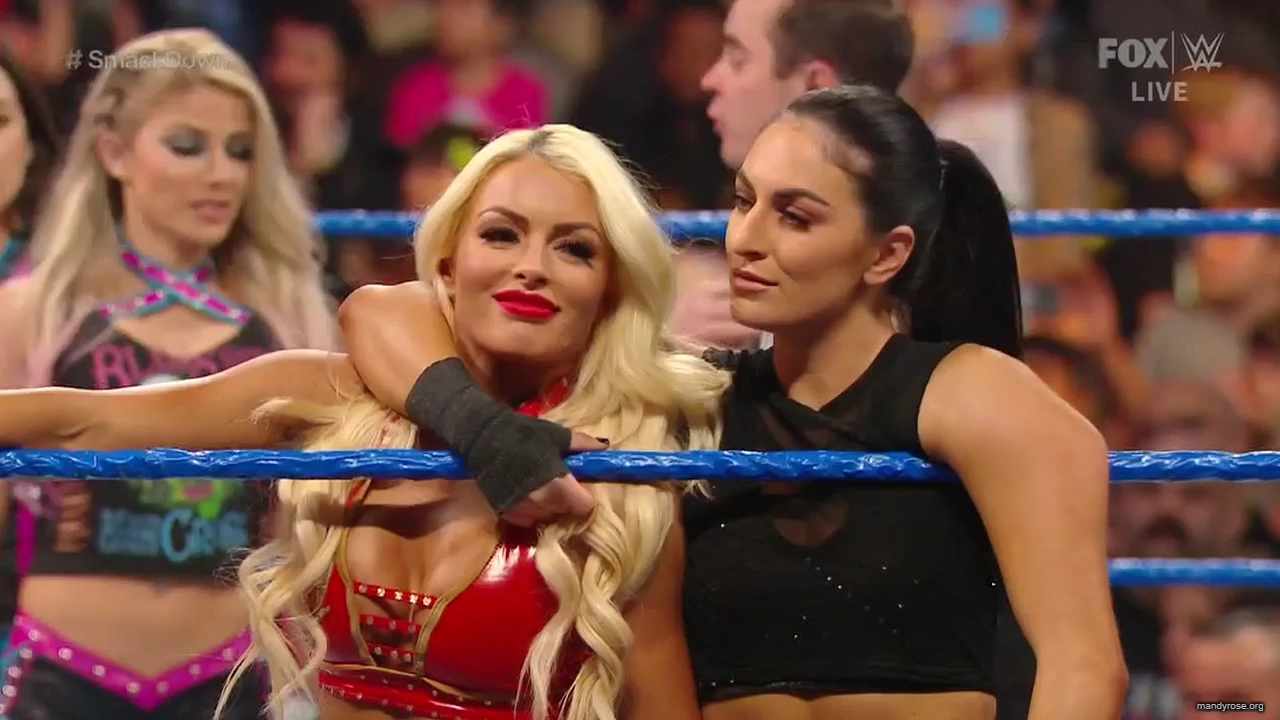 WWE_Friday_Night_SmackDown_2020_01_24_720p_HDTV_x264-NWCHD_mp40465.jpg