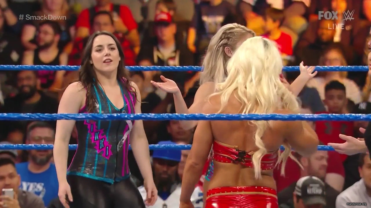 WWE_Friday_Night_SmackDown_2020_01_24_720p_HDTV_x264-NWCHD_mp40469.jpg