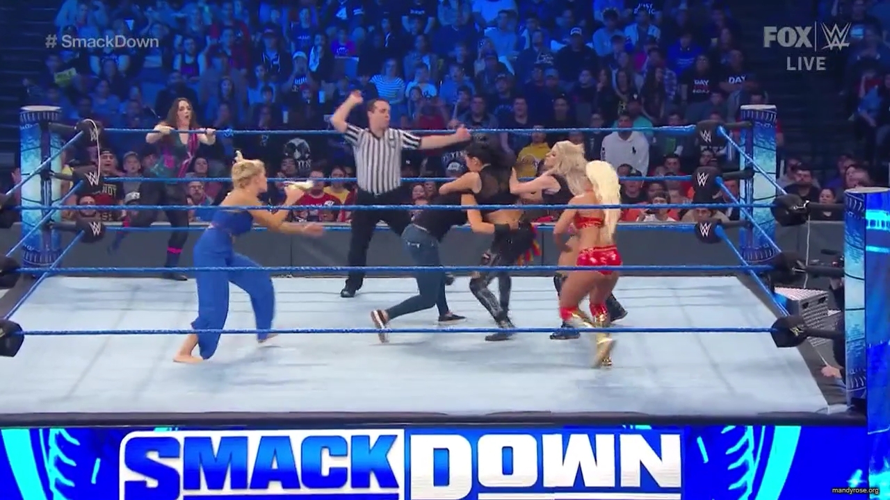 WWE_Friday_Night_SmackDown_2020_01_24_720p_HDTV_x264-NWCHD_mp40492.jpg