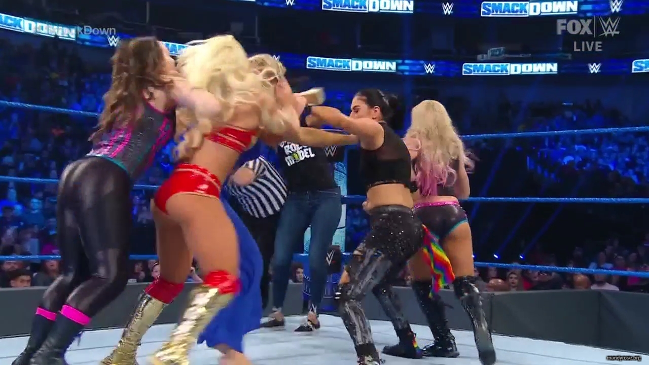 WWE_Friday_Night_SmackDown_2020_01_24_720p_HDTV_x264-NWCHD_mp40494.jpg