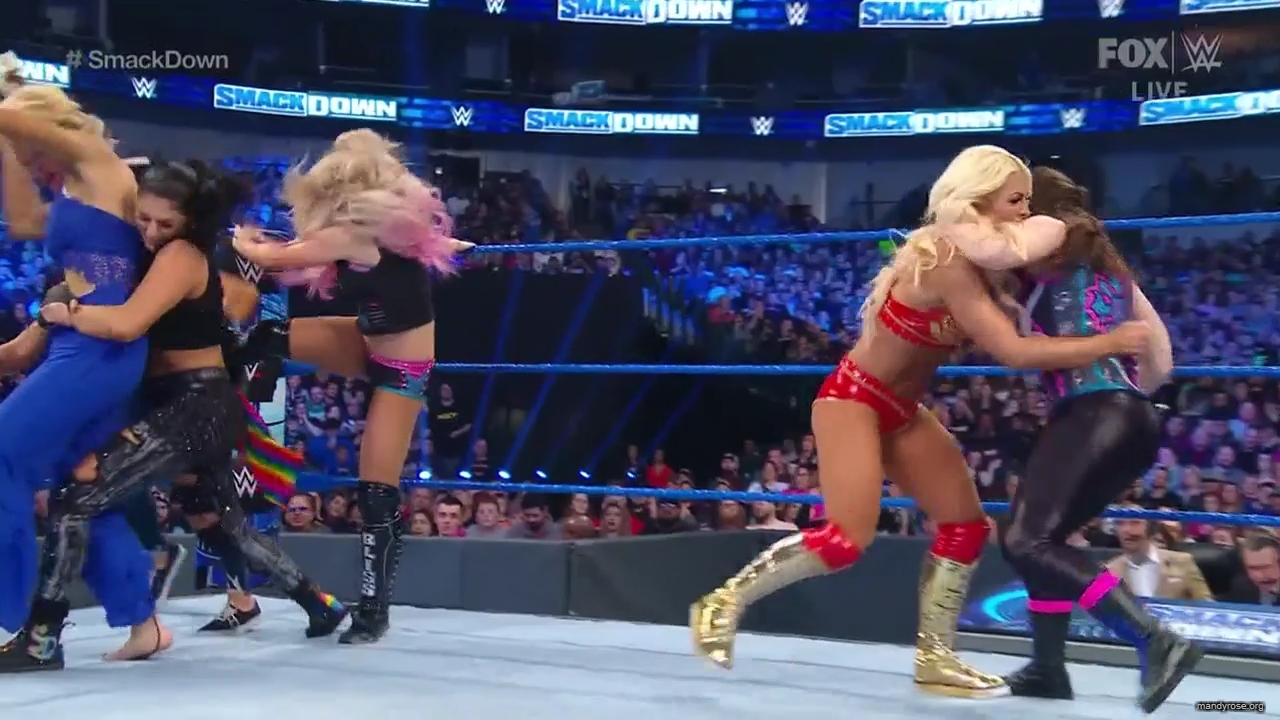 WWE_Friday_Night_SmackDown_2020_01_24_720p_HDTV_x264-NWCHD_mp40497.jpg