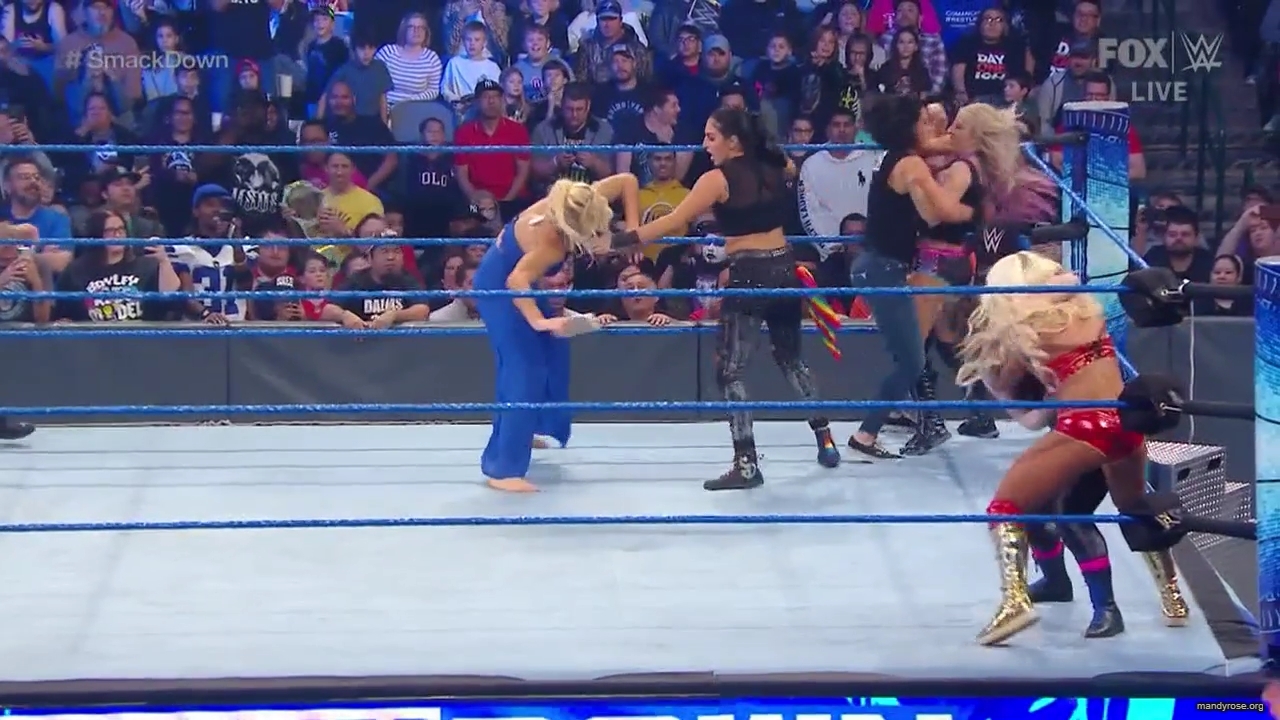 WWE_Friday_Night_SmackDown_2020_01_24_720p_HDTV_x264-NWCHD_mp40500.jpg