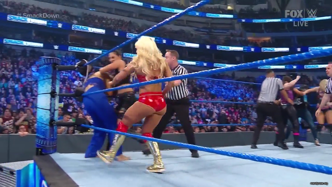 WWE_Friday_Night_SmackDown_2020_01_24_720p_HDTV_x264-NWCHD_mp40517.jpg