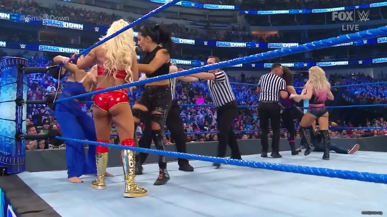 WWE_Friday_Night_SmackDown_2020_01_24_720p_HDTV_x264-NWCHD_mp40523.jpg