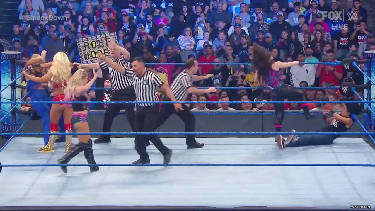 WWE_Friday_Night_SmackDown_2020_01_24_720p_HDTV_x264-NWCHD_mp40527.jpg