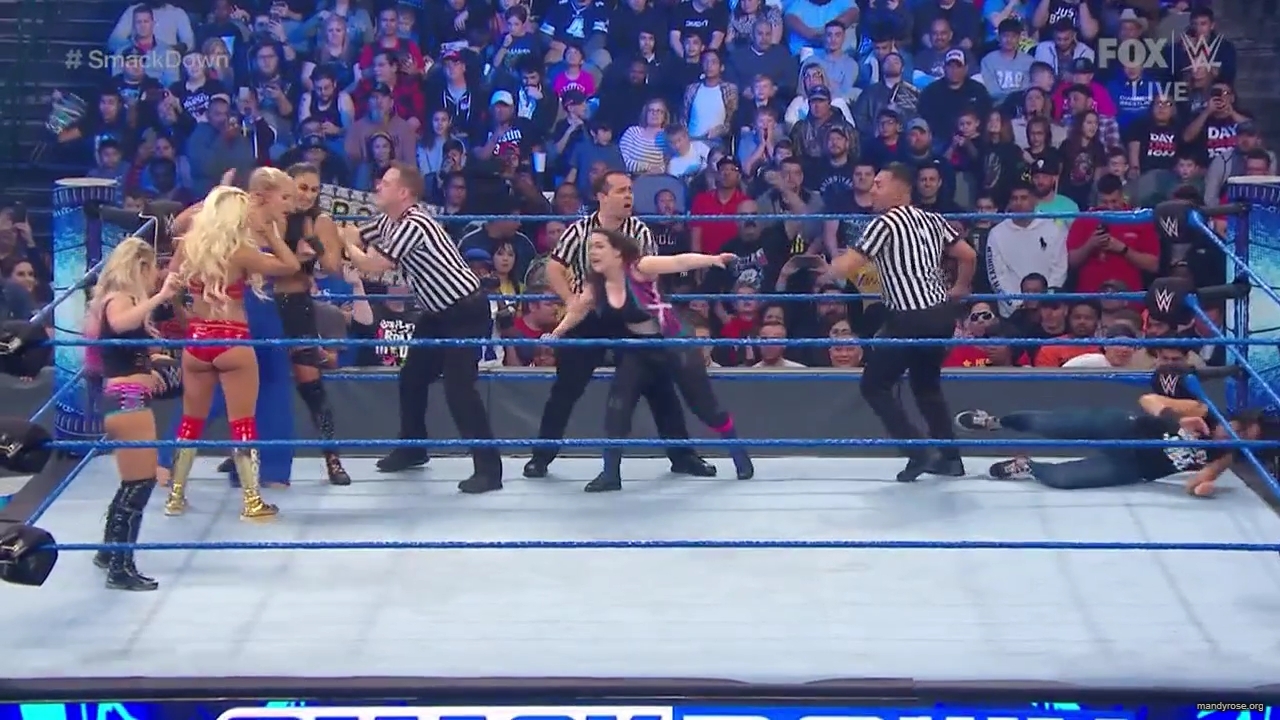 WWE_Friday_Night_SmackDown_2020_01_24_720p_HDTV_x264-NWCHD_mp40531.jpg