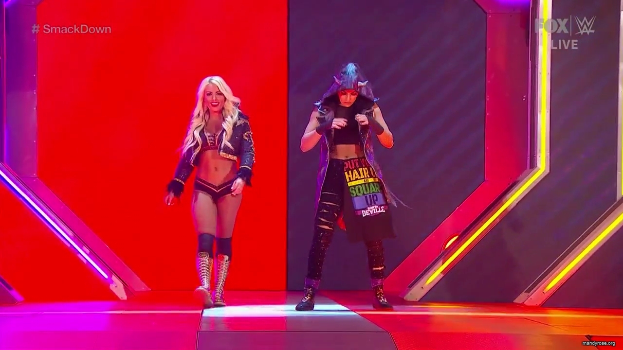 WWE_Friday_Night_SmackDown_2020_03_06_720p_HDTV_x264-NWCHD_mp41065.jpg