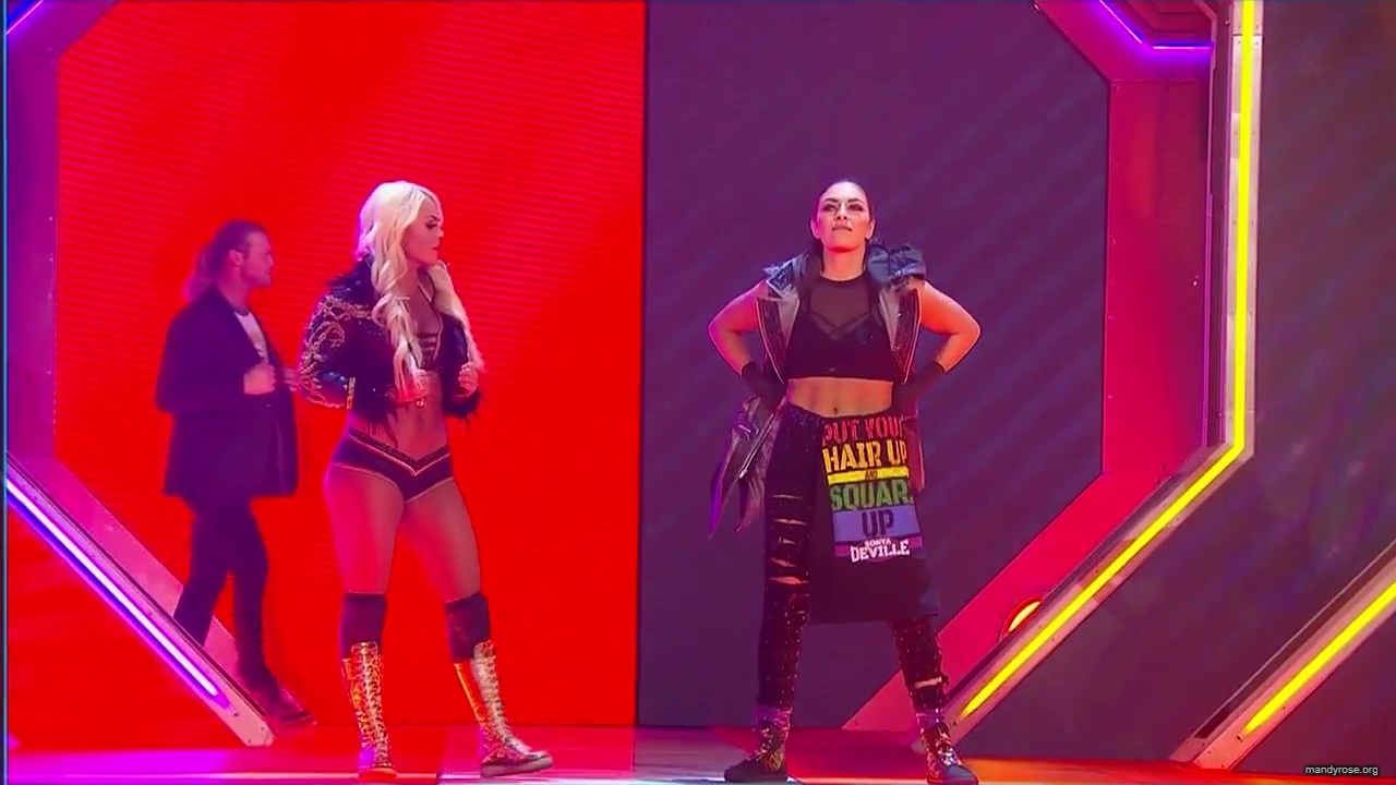 WWE_Friday_Night_SmackDown_2020_03_06_720p_HDTV_x264-NWCHD_mp41075.jpg