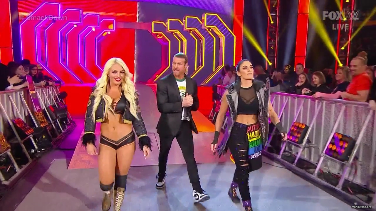 WWE_Friday_Night_SmackDown_2020_03_06_720p_HDTV_x264-NWCHD_mp41092.jpg