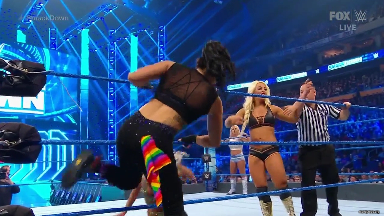 WWE_Friday_Night_SmackDown_2020_03_06_720p_HDTV_x264-NWCHD_mp41171.jpg