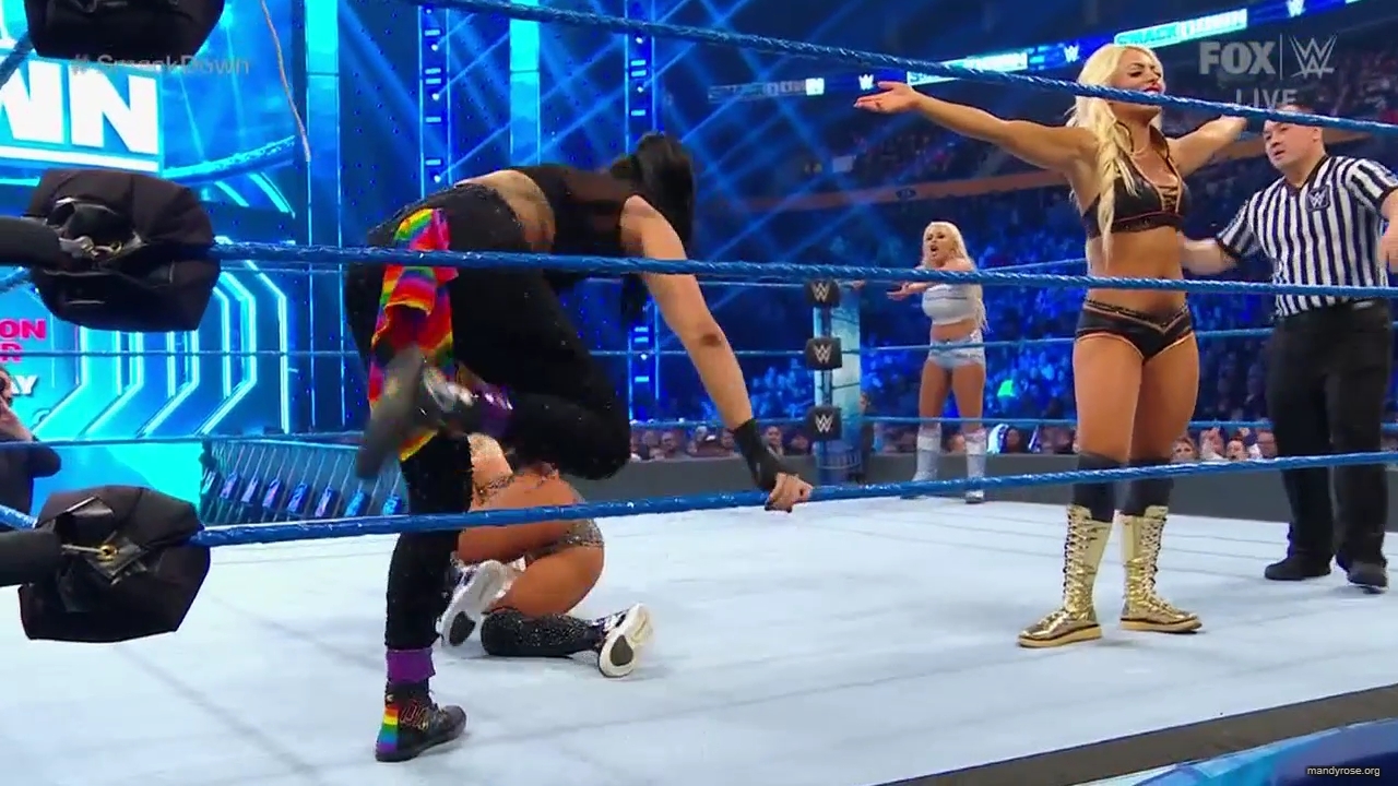 WWE_Friday_Night_SmackDown_2020_03_06_720p_HDTV_x264-NWCHD_mp41172.jpg