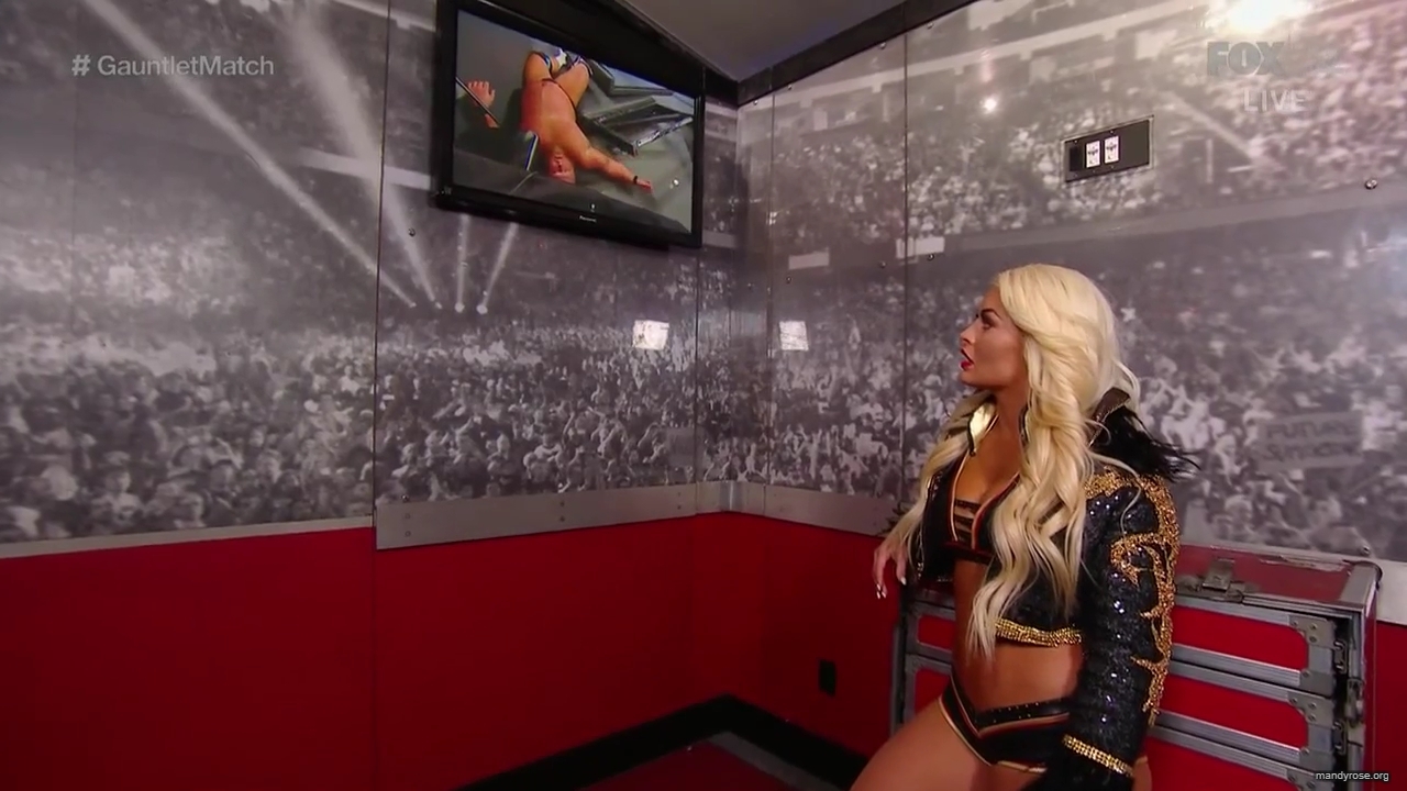 WWE_Friday_Night_SmackDown_2020_03_06_720p_HDTV_x264-NWCHD_mp41392.jpg