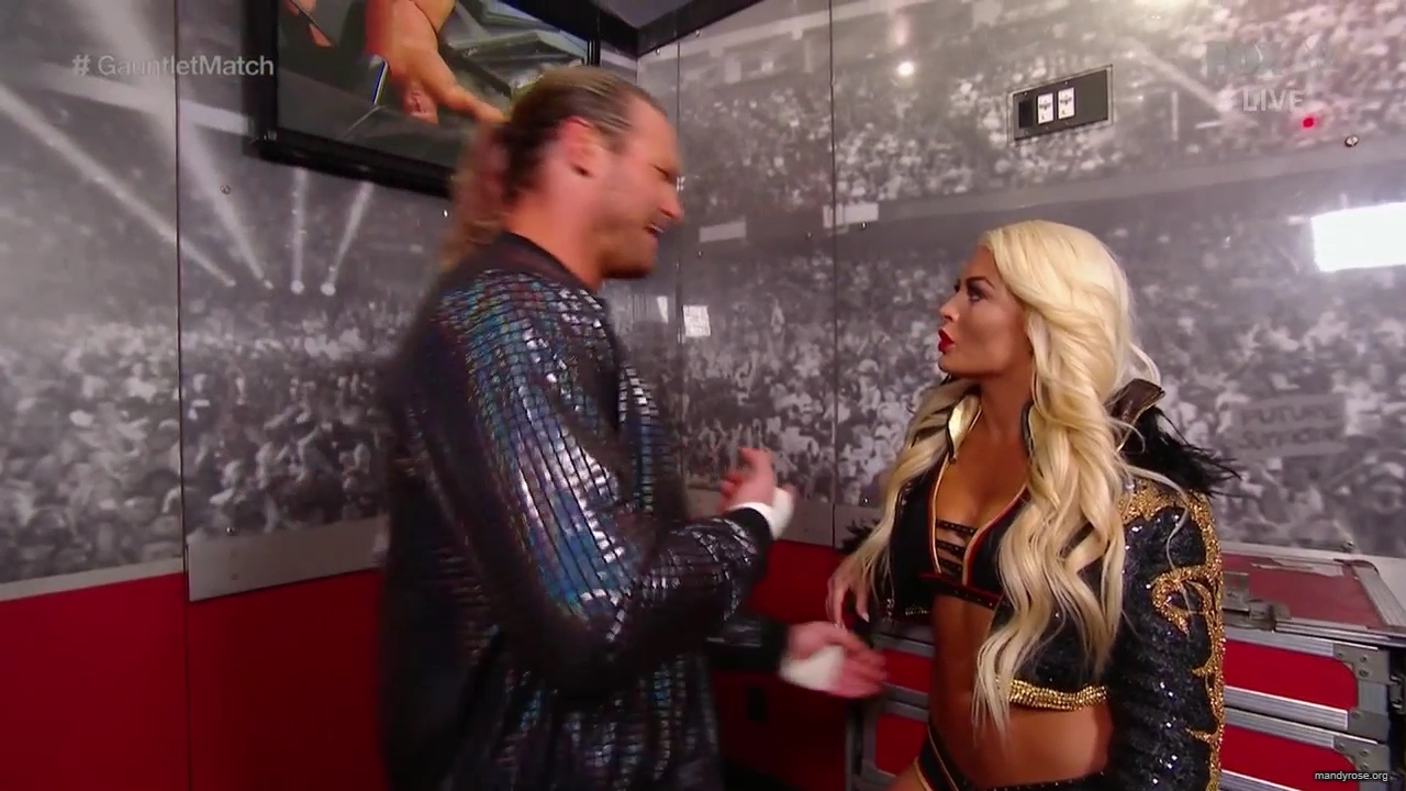 WWE_Friday_Night_SmackDown_2020_03_06_720p_HDTV_x264-NWCHD_mp41395.jpg