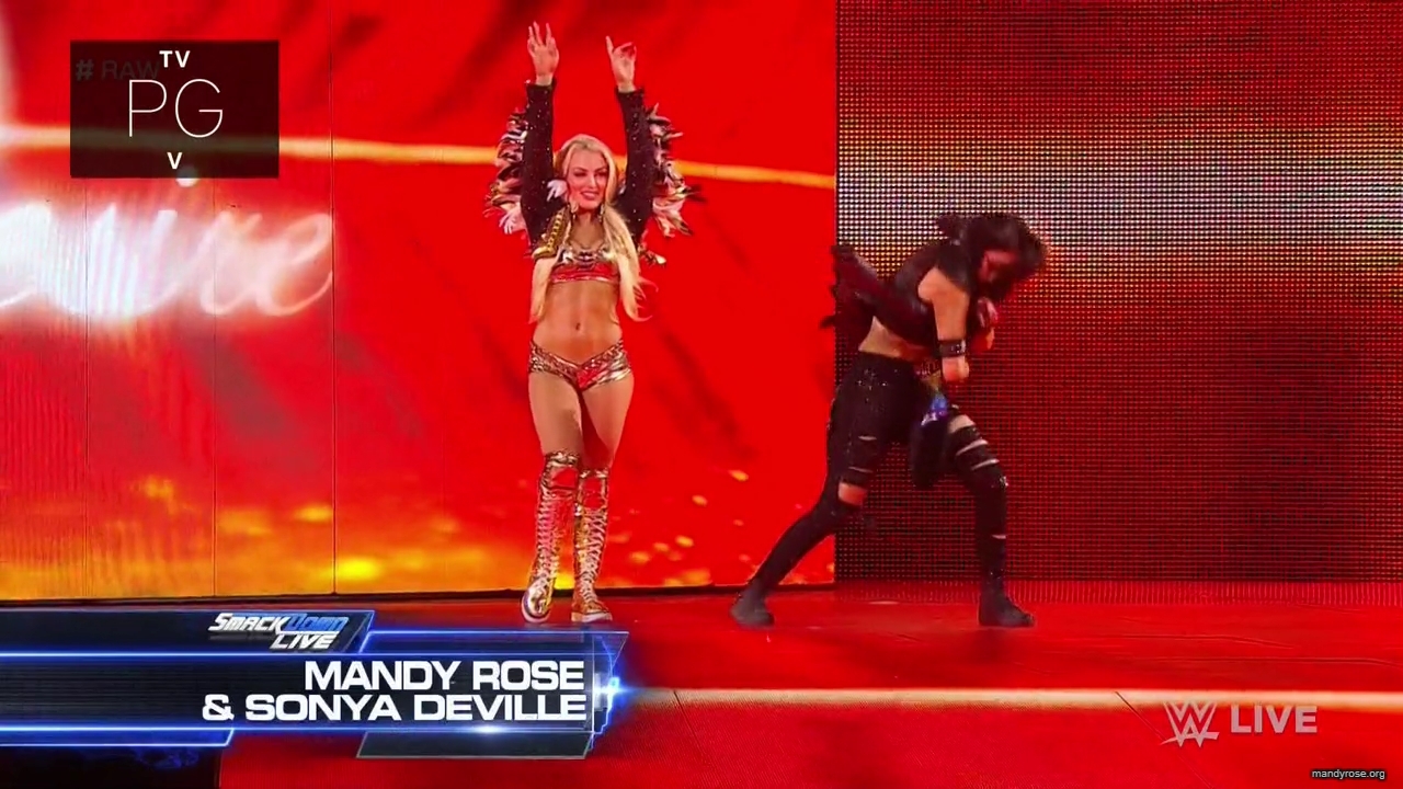 WWE_Monday_Night_RAW_2019_08_19_720p_HDTV_x264-KYR_mkv1662.jpg
