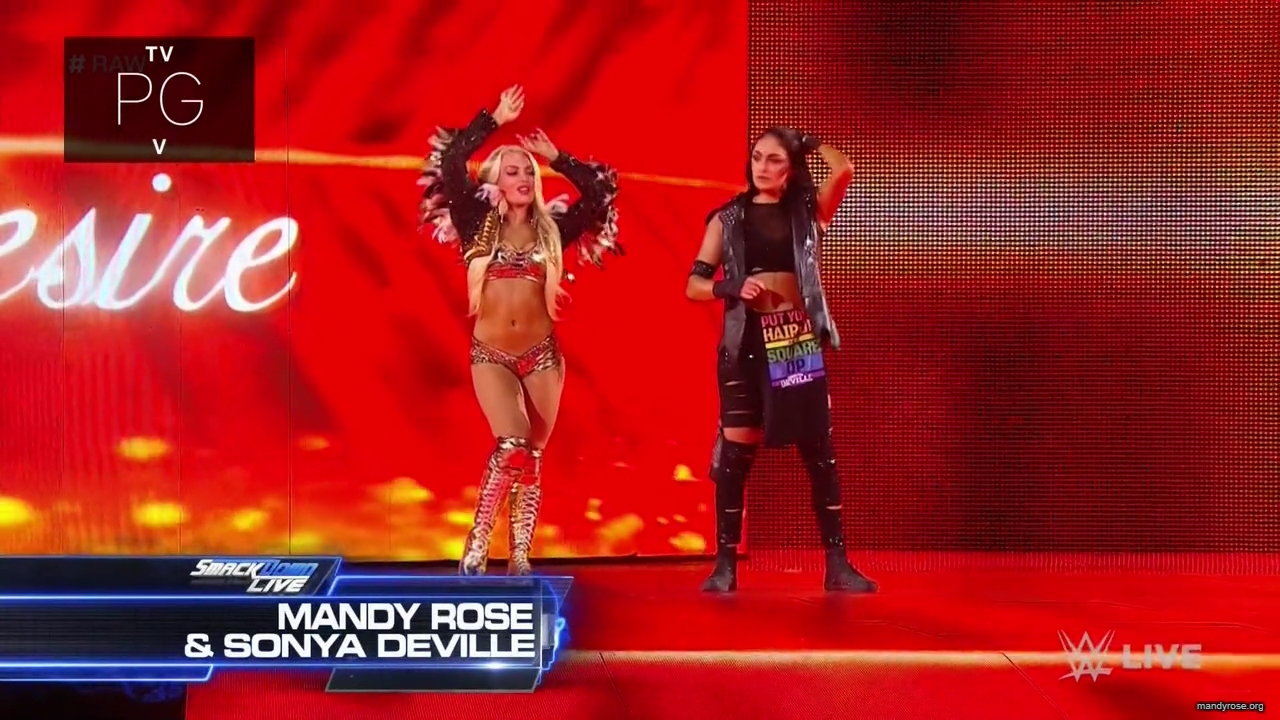 WWE_Monday_Night_RAW_2019_08_19_720p_HDTV_x264-KYR_mkv1664.jpg