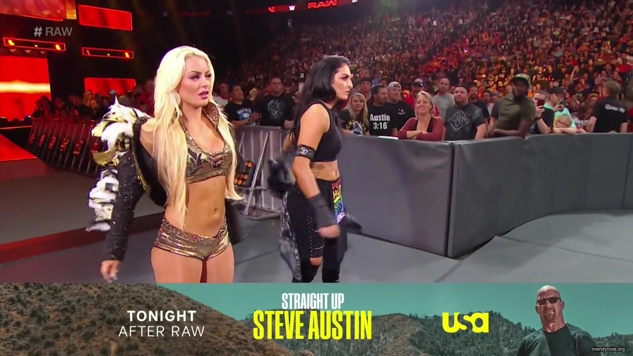 WWE_Monday_Night_RAW_2019_08_19_720p_HDTV_x264-KYR_mkv1686.jpg