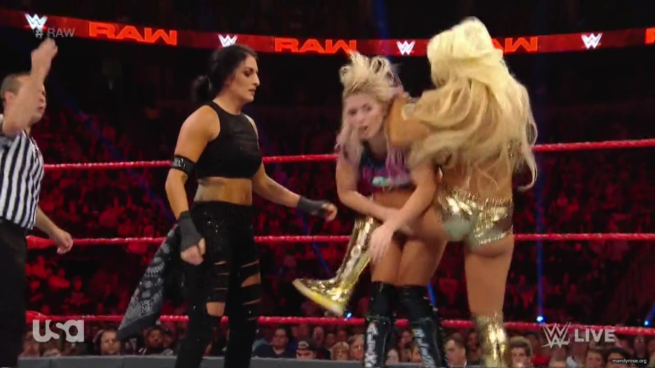 WWE_Monday_Night_RAW_2019_08_19_720p_HDTV_x264-KYR_mkv1772.jpg