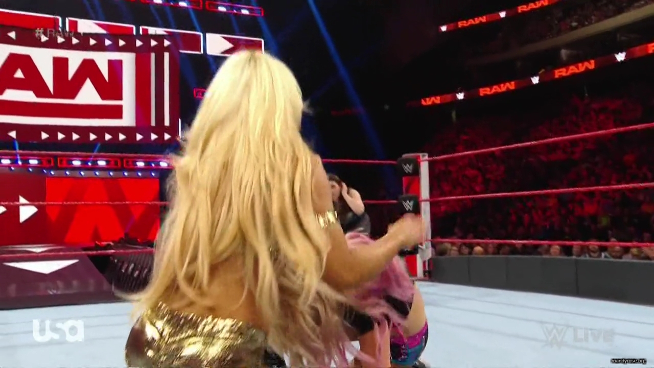 WWE_Monday_Night_RAW_2019_08_19_720p_HDTV_x264-KYR_mkv1780.jpg