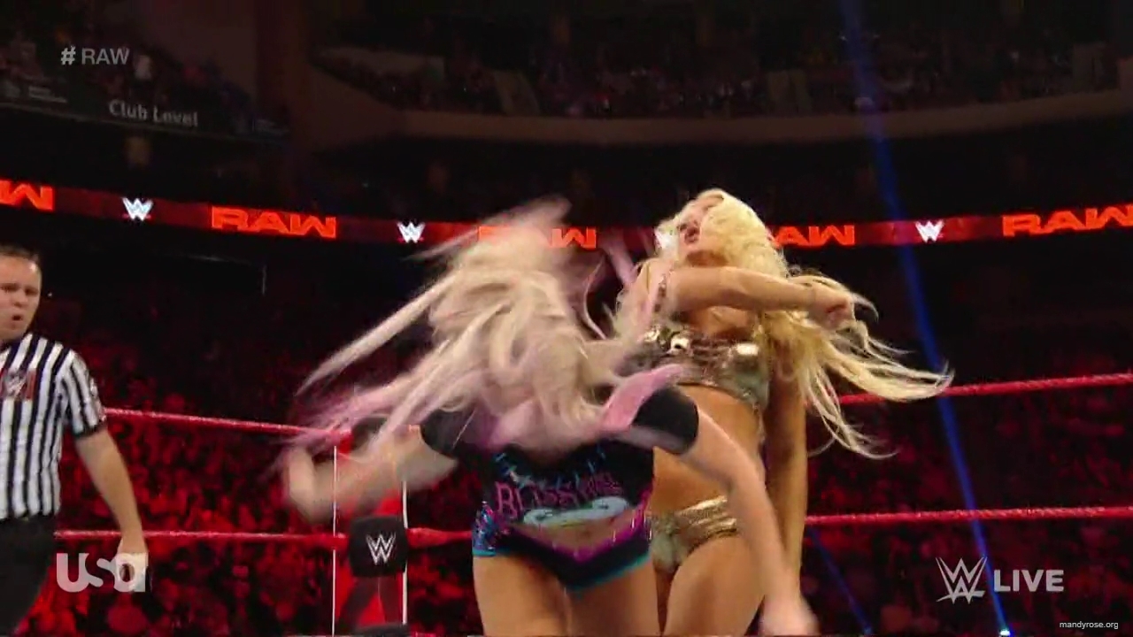 WWE_Monday_Night_RAW_2019_08_19_720p_HDTV_x264-KYR_mkv1784.jpg