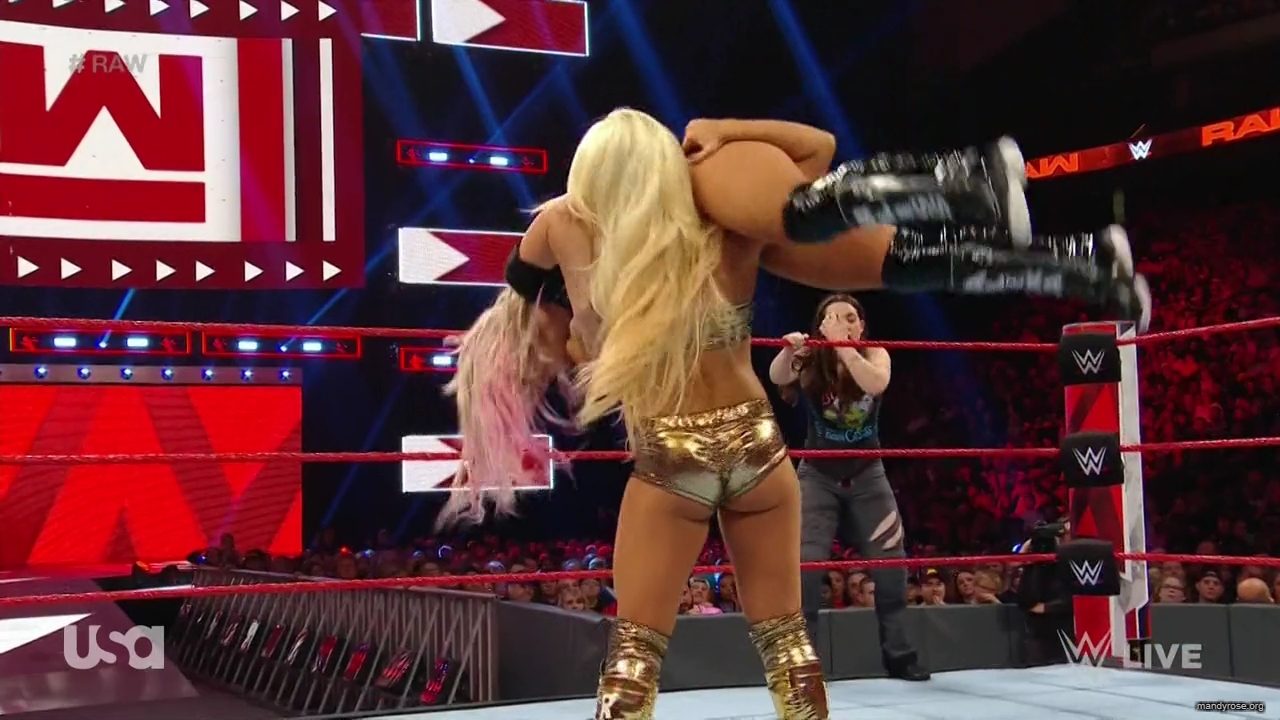 WWE_Monday_Night_RAW_2019_08_19_720p_HDTV_x264-KYR_mkv1789.jpg