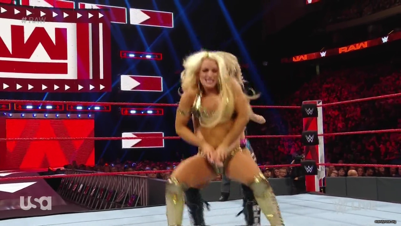 WWE_Monday_Night_RAW_2019_08_19_720p_HDTV_x264-KYR_mkv1792.jpg