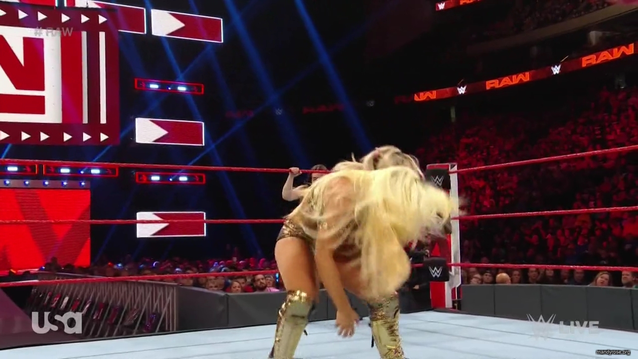 WWE_Monday_Night_RAW_2019_08_19_720p_HDTV_x264-KYR_mkv1795.jpg