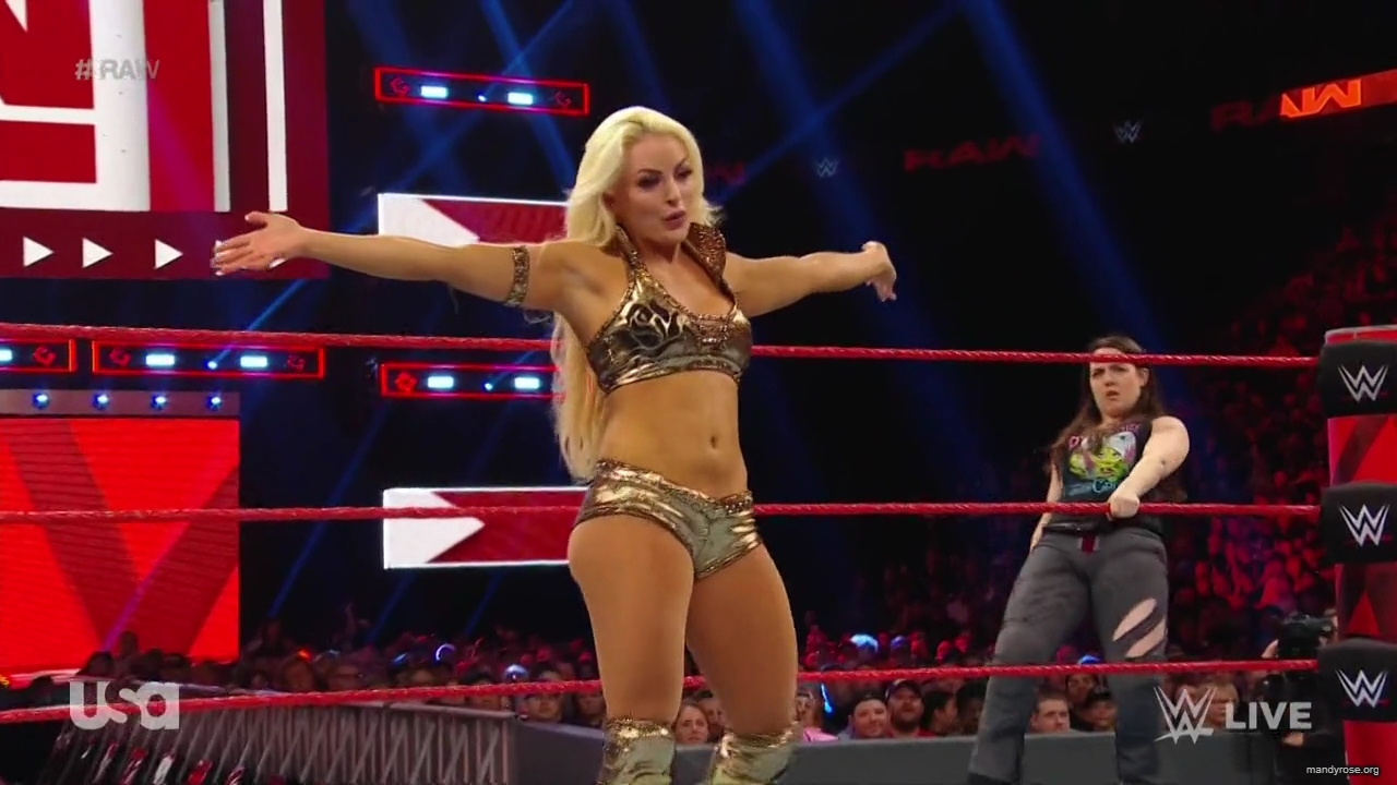WWE_Monday_Night_RAW_2019_08_19_720p_HDTV_x264-KYR_mkv1802.jpg