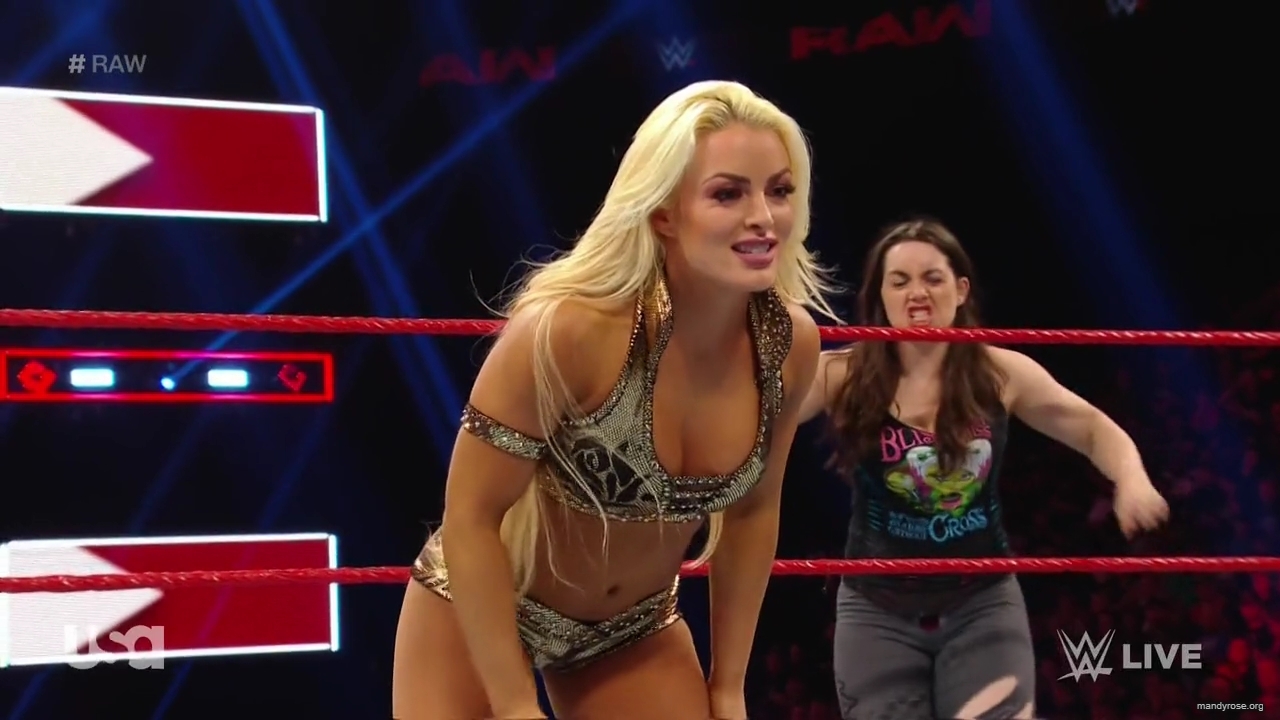 WWE_Monday_Night_RAW_2019_08_19_720p_HDTV_x264-KYR_mkv1806.jpg