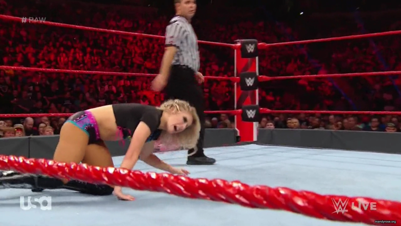 WWE_Monday_Night_RAW_2019_08_19_720p_HDTV_x264-KYR_mkv1813.jpg