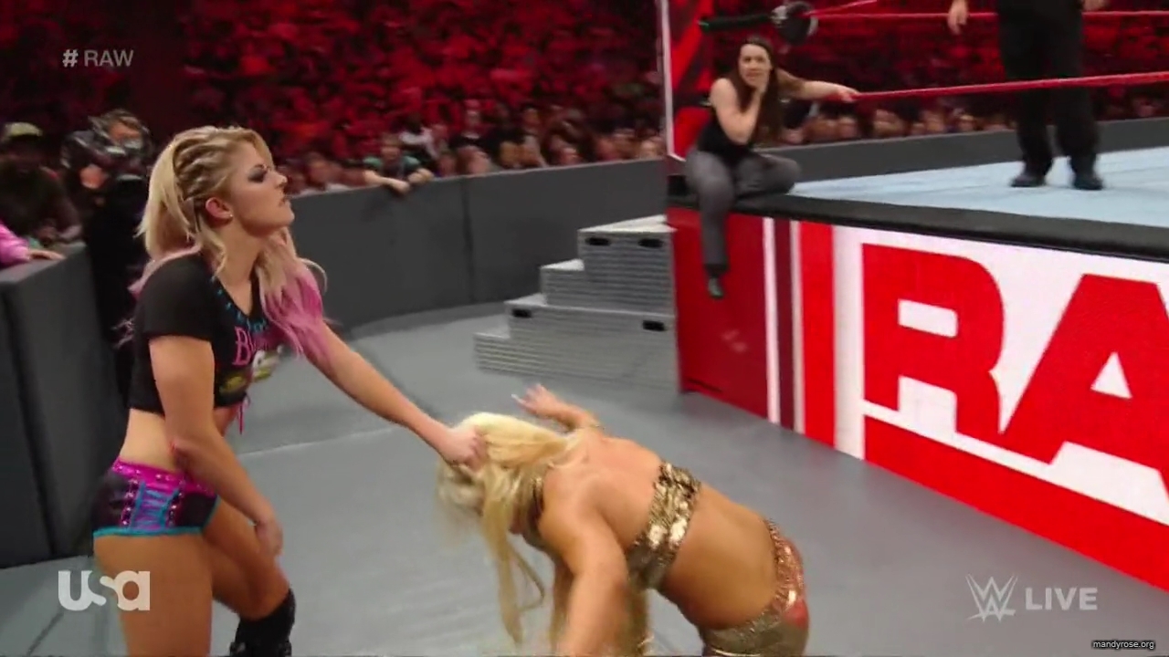 WWE_Monday_Night_RAW_2019_08_19_720p_HDTV_x264-KYR_mkv1851.jpg