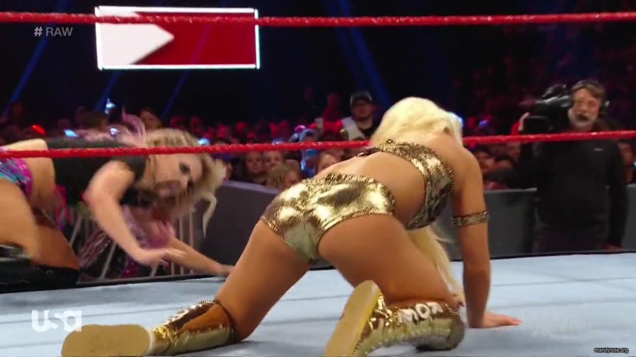 WWE_Monday_Night_RAW_2019_08_19_720p_HDTV_x264-KYR_mkv1855.jpg