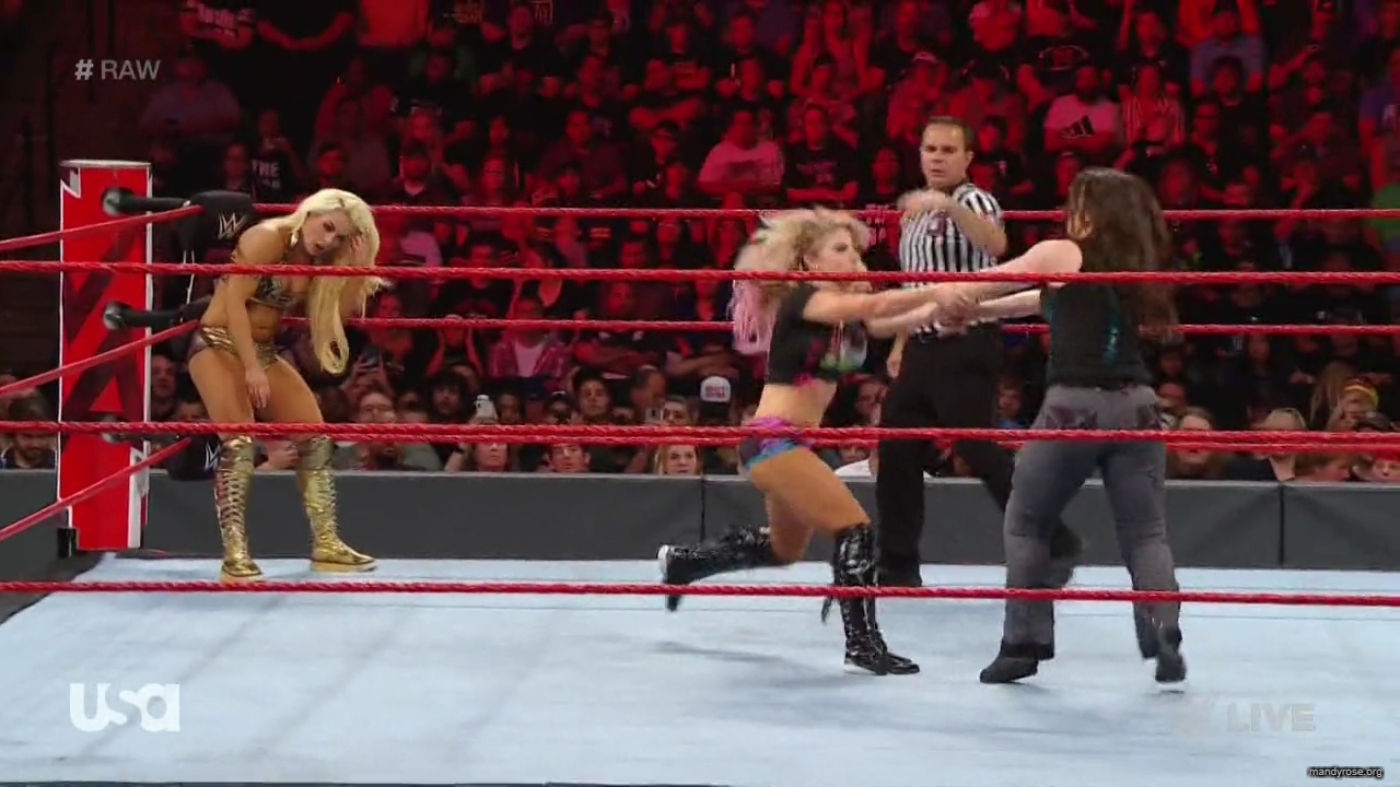 WWE_Monday_Night_RAW_2019_08_19_720p_HDTV_x264-KYR_mkv1871.jpg