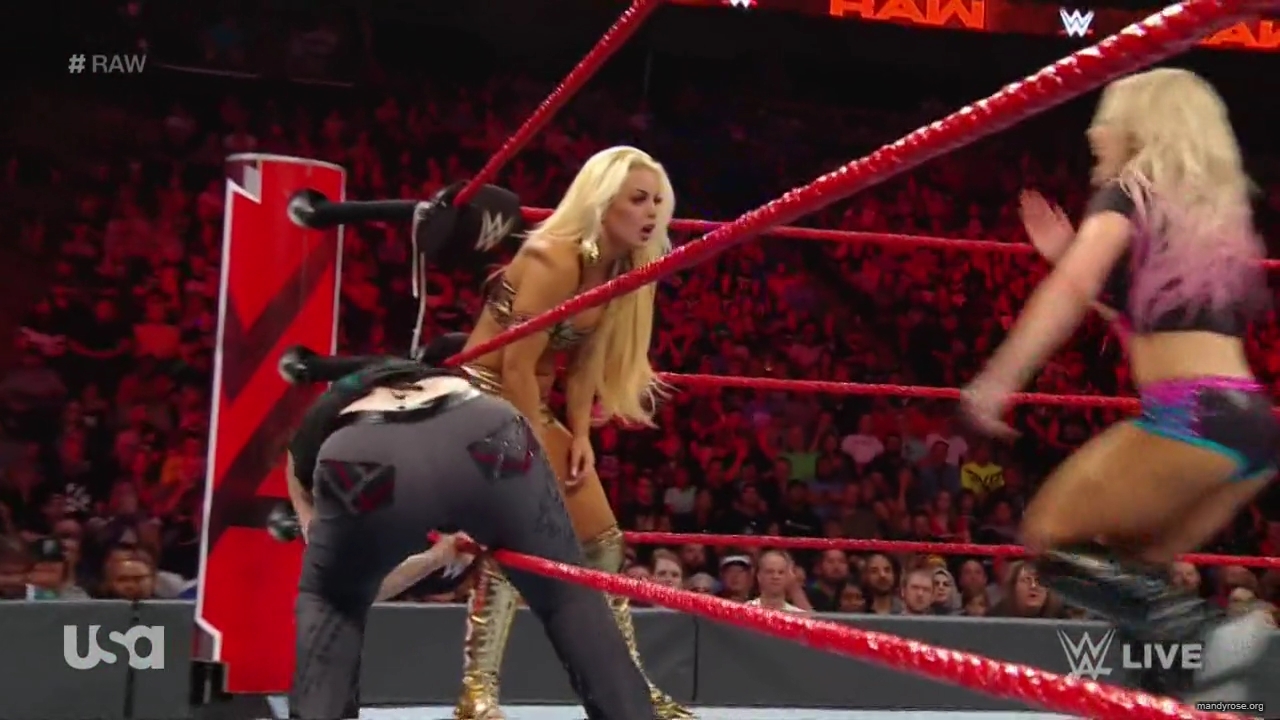 WWE_Monday_Night_RAW_2019_08_19_720p_HDTV_x264-KYR_mkv1874.jpg