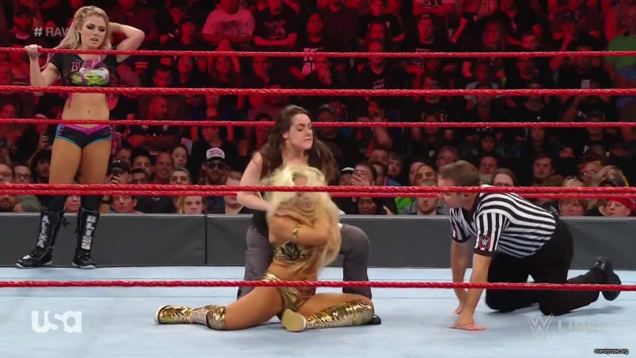 WWE_Monday_Night_RAW_2019_08_19_720p_HDTV_x264-KYR_mkv1889.jpg