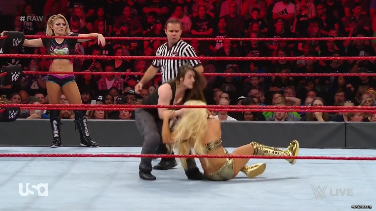 WWE_Monday_Night_RAW_2019_08_19_720p_HDTV_x264-KYR_mkv1902.jpg