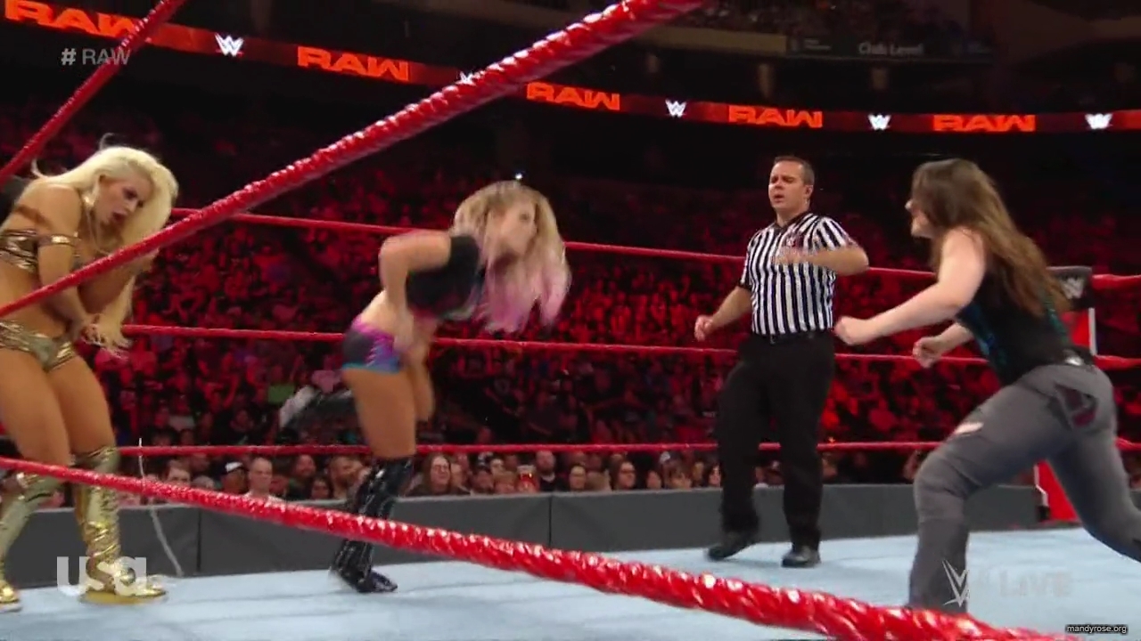 WWE_Monday_Night_RAW_2019_08_19_720p_HDTV_x264-KYR_mkv1909.jpg