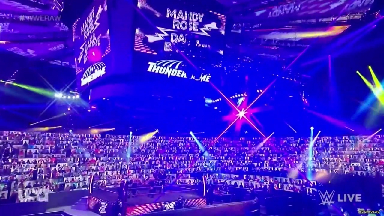 WWE_Monday_Night_Raw_2020_10_12_720p_HDTV_x264-NWCHD_mp40443.jpg