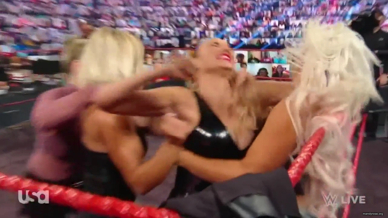 WWE_Monday_Night_Raw_2020_10_12_720p_HDTV_x264-NWCHD_mp40643.jpg