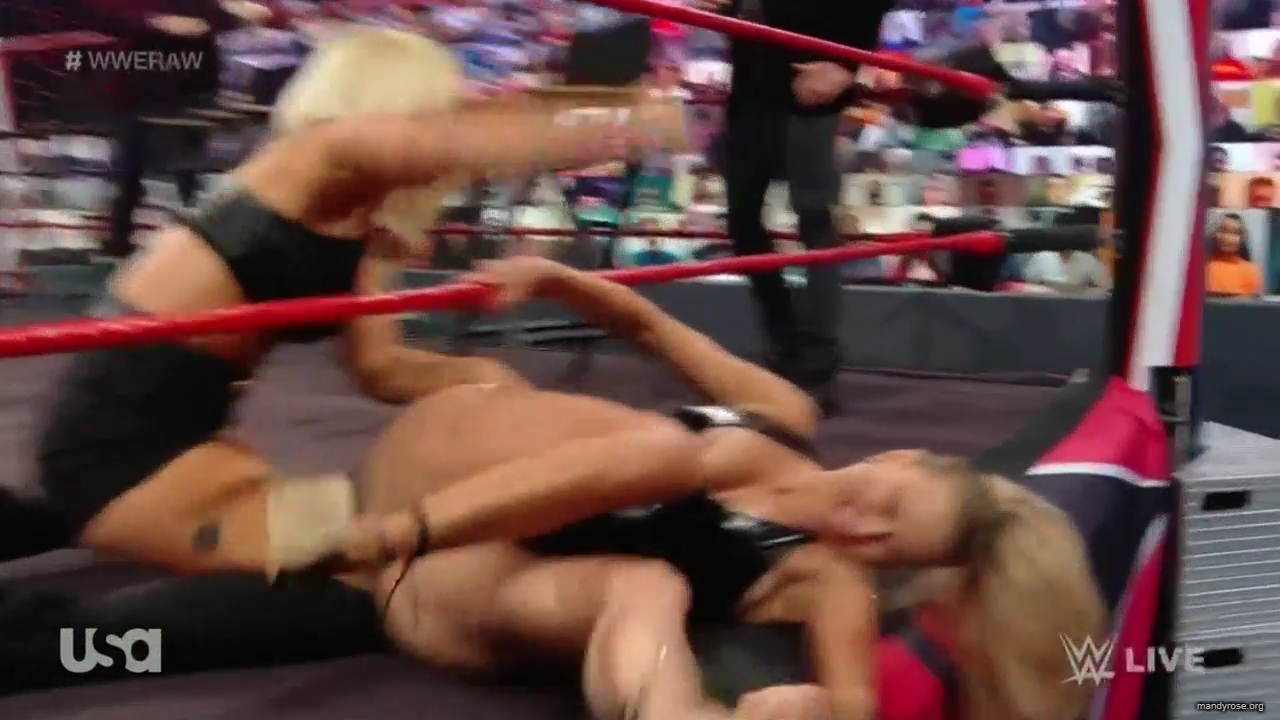 WWE_Monday_Night_Raw_2020_10_12_720p_HDTV_x264-NWCHD_mp40651.jpg