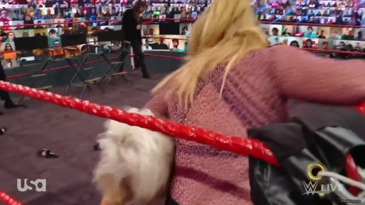 WWE_Monday_Night_Raw_2020_10_12_720p_HDTV_x264-NWCHD_mp40653.jpg