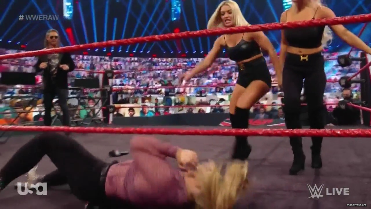 WWE_Monday_Night_Raw_2020_10_12_720p_HDTV_x264-NWCHD_mp40665.jpg