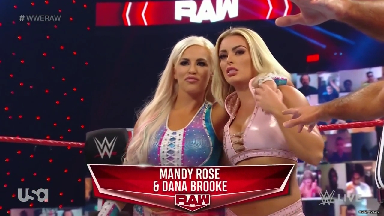 WWE_Monday_Night_Raw_2020_10_12_720p_HDTV_x264-NWCHD_mp40691.jpg