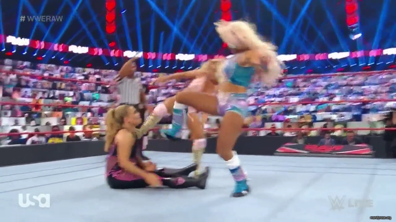 WWE_Monday_Night_Raw_2020_10_12_720p_HDTV_x264-NWCHD_mp40749.jpg