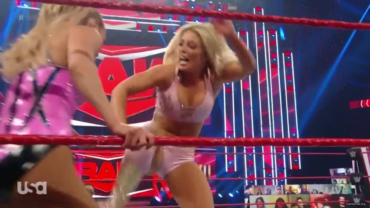 WWE_Monday_Night_Raw_2020_10_12_720p_HDTV_x264-NWCHD_mp40883.jpg