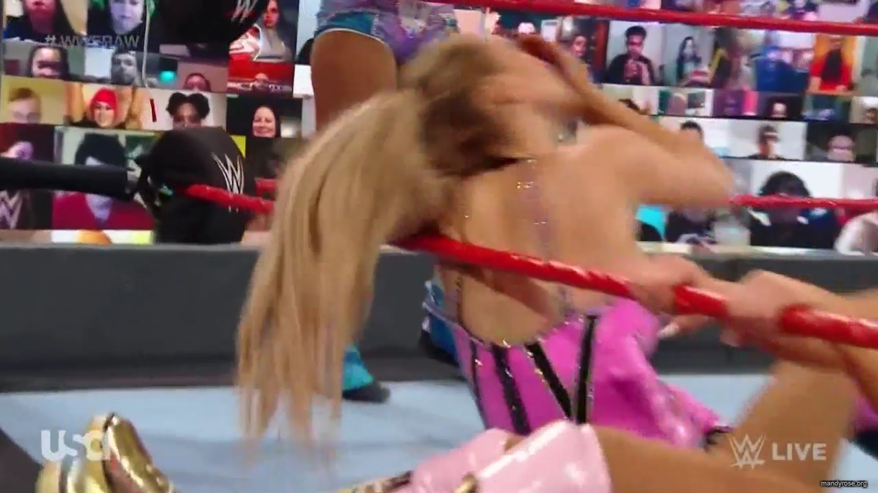 WWE_Monday_Night_Raw_2020_10_12_720p_HDTV_x264-NWCHD_mp40894.jpg