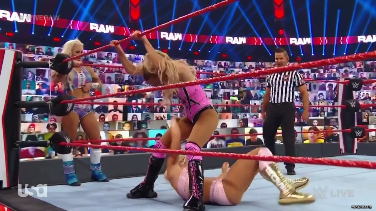WWE_Monday_Night_Raw_2020_10_12_720p_HDTV_x264-NWCHD_mp40901.jpg