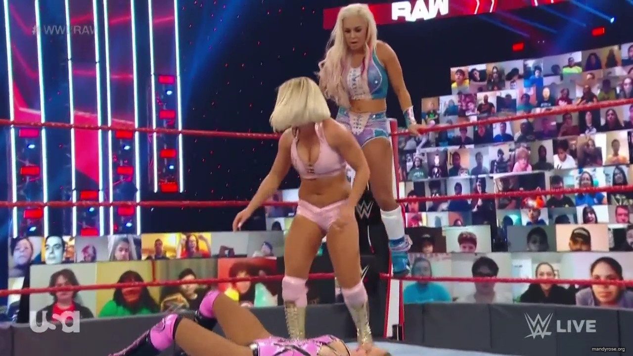 WWE_Monday_Night_Raw_2020_10_12_720p_HDTV_x264-NWCHD_mp40912.jpg